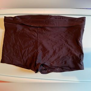 Kona Sol women’s swimsuit shorts.